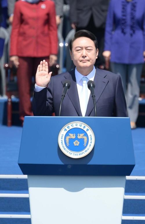 韩国首尔seo_韩媒尹锡悦就职典礼遇炸弹威胁警梗直对此进行查询访问 韩国首尔seo_韩媒尹锡悦就职典礼遇炸弹威胁警梗直对此进行查询访问 百度SEO