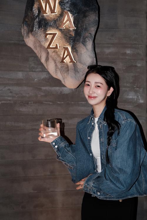 探索设计网站背后的故事,技术、创意与市场需求的交织 探索设计网站背后的故事,技术、创意与市场需求的交织 SEO关键词