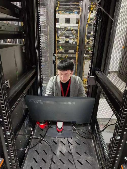 网站维护服务器,守护网络世界的坚实后盾 必应SEO 网站维护服务器,守护网络世界的坚实后盾 网站维护服务器,守护网络世界的坚实后盾 必应SEO