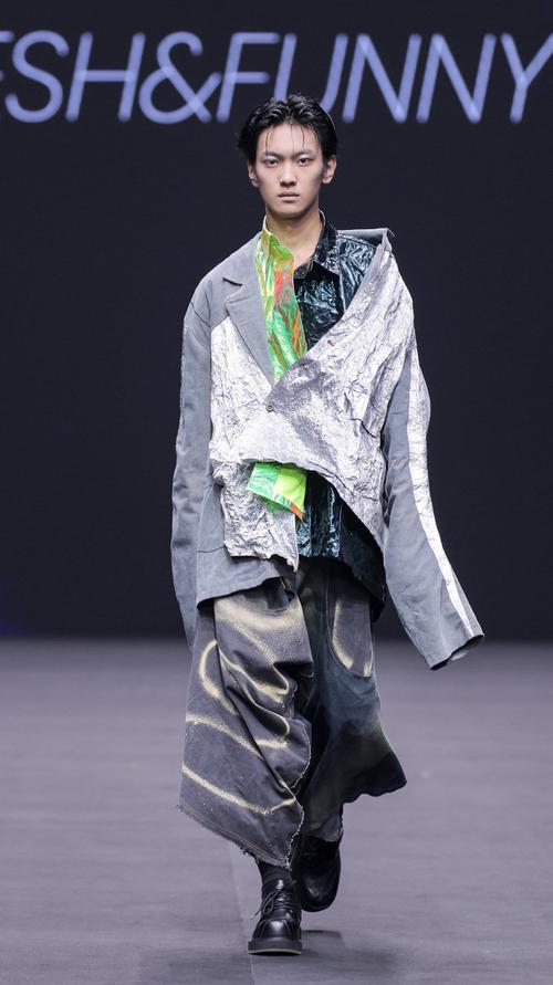 苏塔设计,引领时尚潮流的先锋力量 百度SEO 苏塔设计,引领时尚潮流的先锋力量 苏塔设计,引领时尚潮流的先锋力量 百度SEO